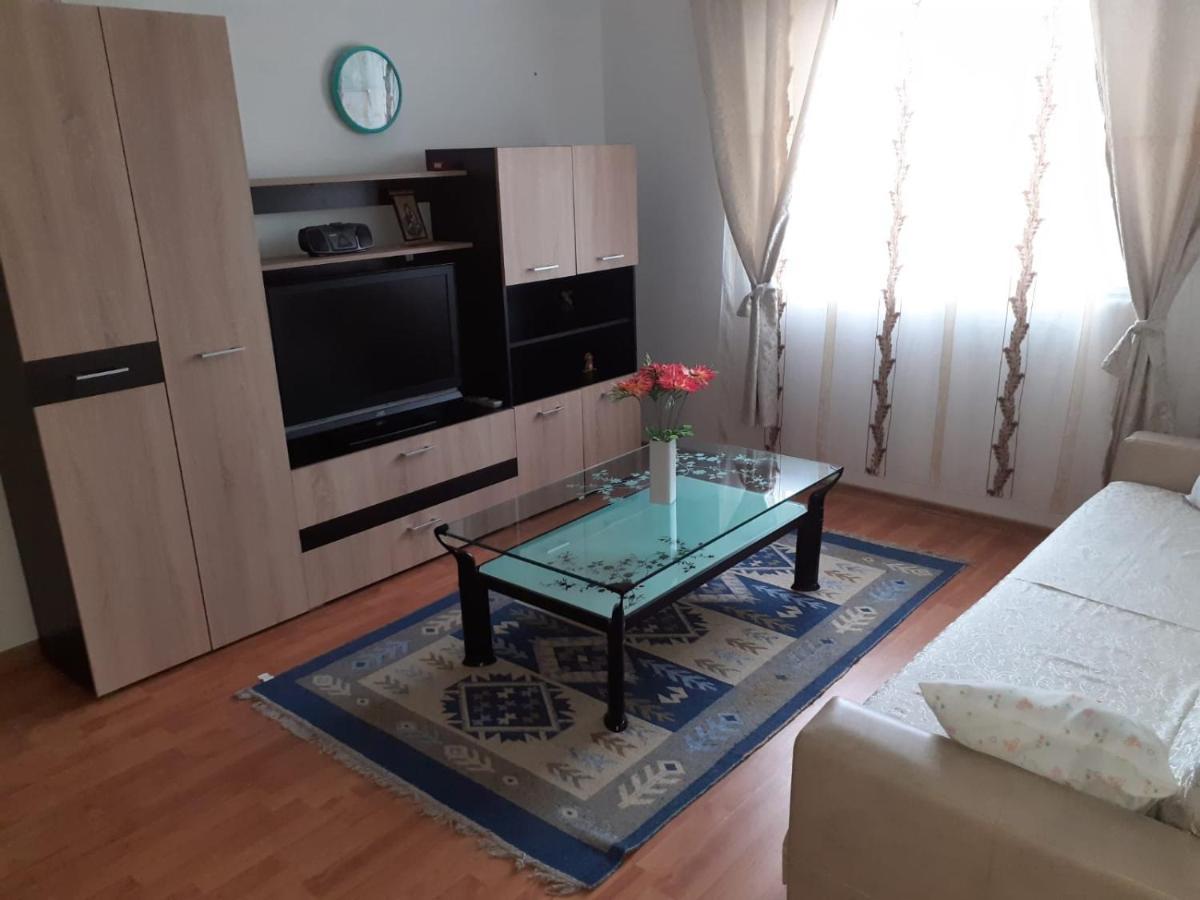 OrşovaApartament Ally'S公寓 外观 照片